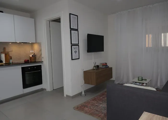 Jam Apartments